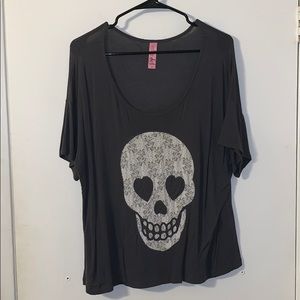 Skull shirt